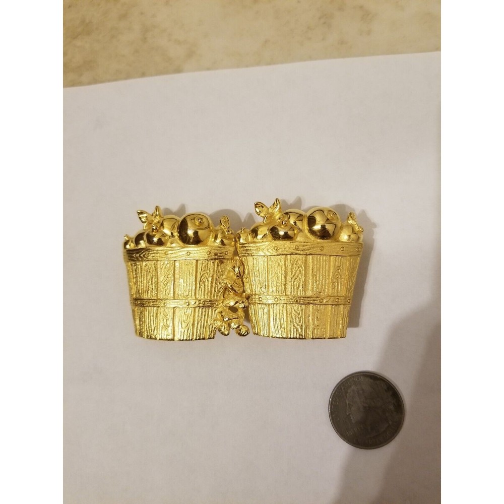 Vintage Paquette gold tone apple bucket belt buckle autumn harvest theam